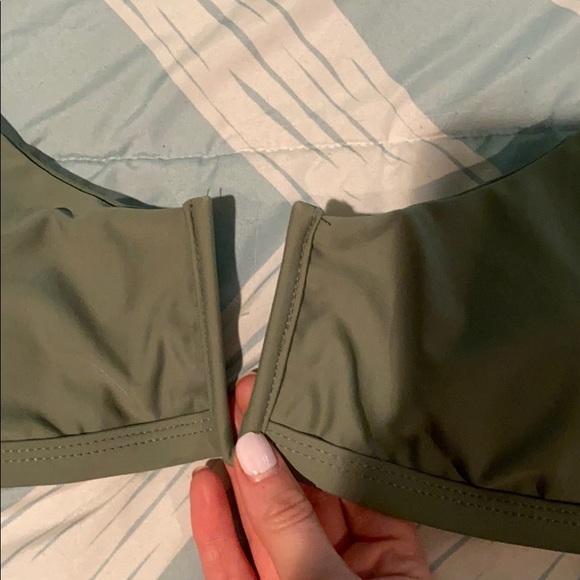 Green v neck bikini set - Picture 3 of 5